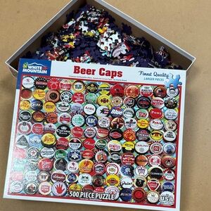 500pc-White Mountain Beer Caps Puzzle (K)